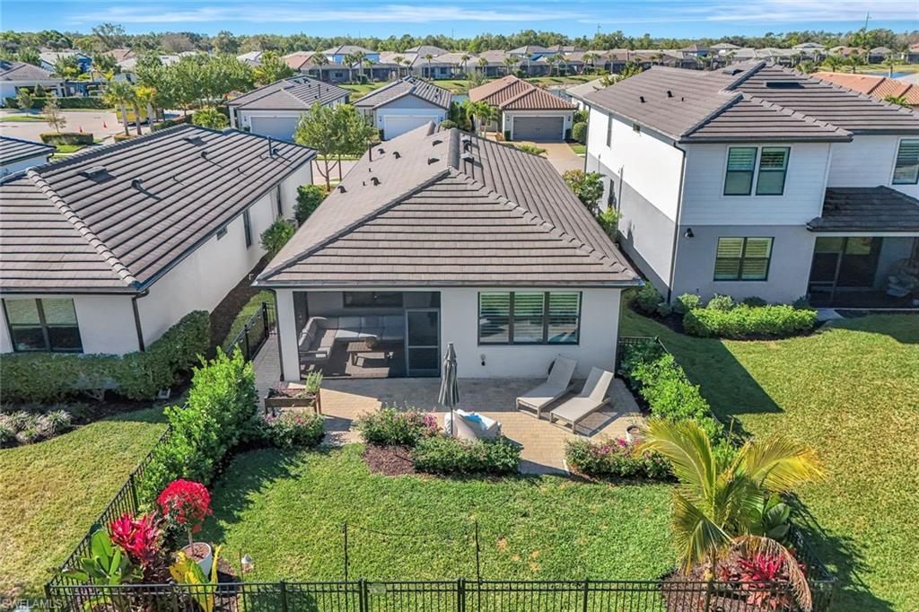 MANATEE COVE - Residential