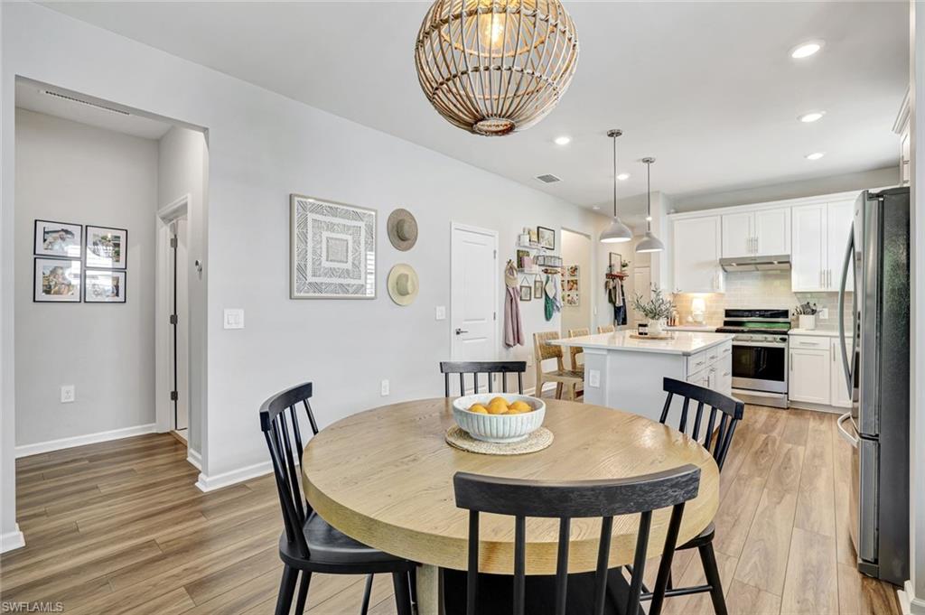 MANATEE COVE - Residential