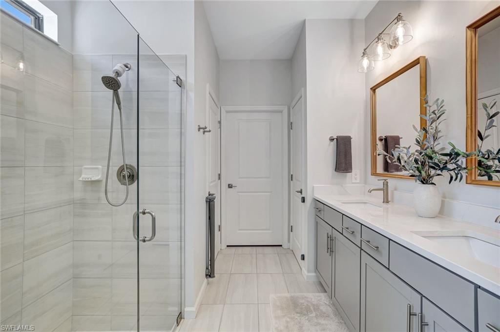 MANATEE COVE - Residential