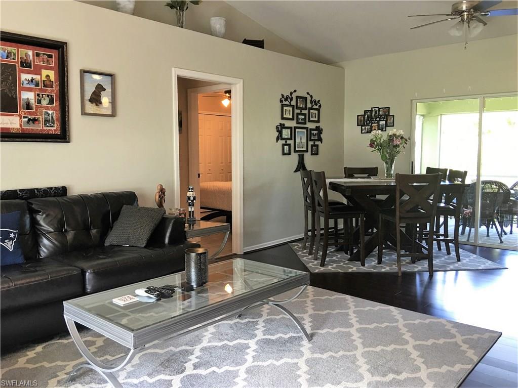 SAN CARLOS PARK - Residential