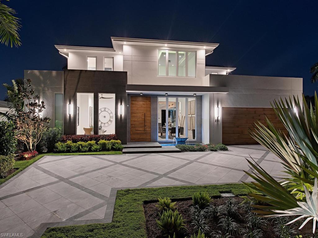 ROYAL HARBOR - Residential