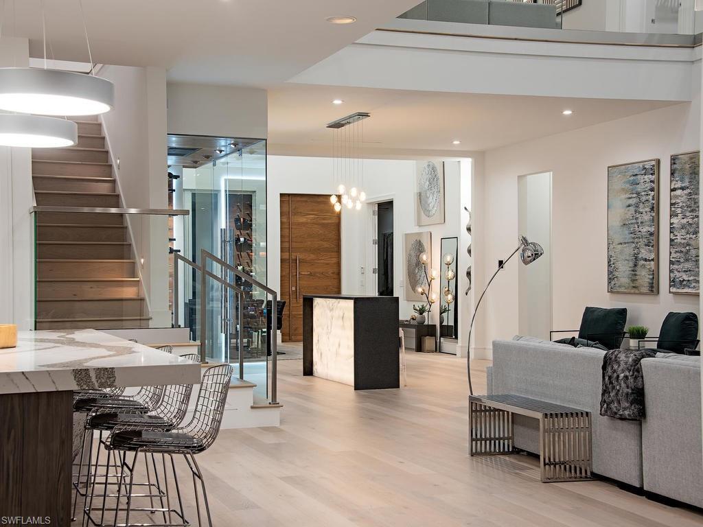 ROYAL HARBOR - Residential