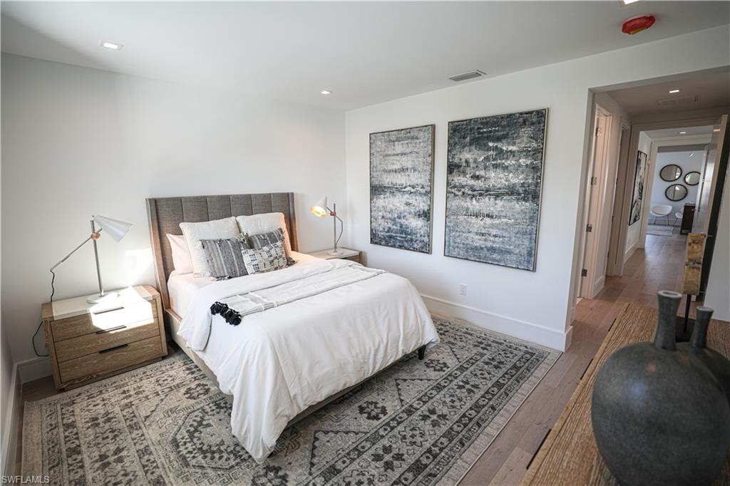 ROYAL HARBOR - Residential