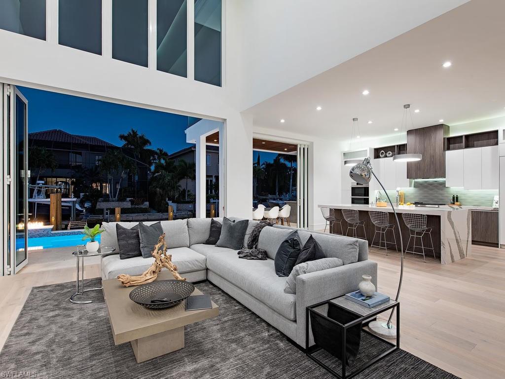 ROYAL HARBOR - Residential