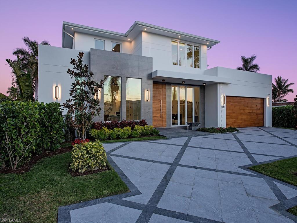 ROYAL HARBOR - Residential