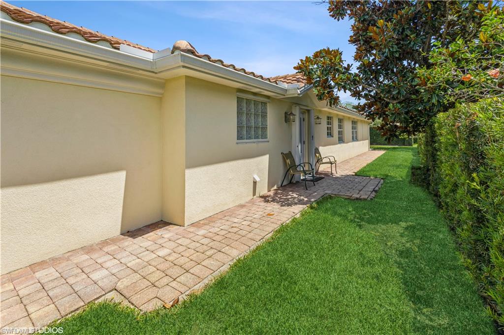 ISLAND WALK - Residential