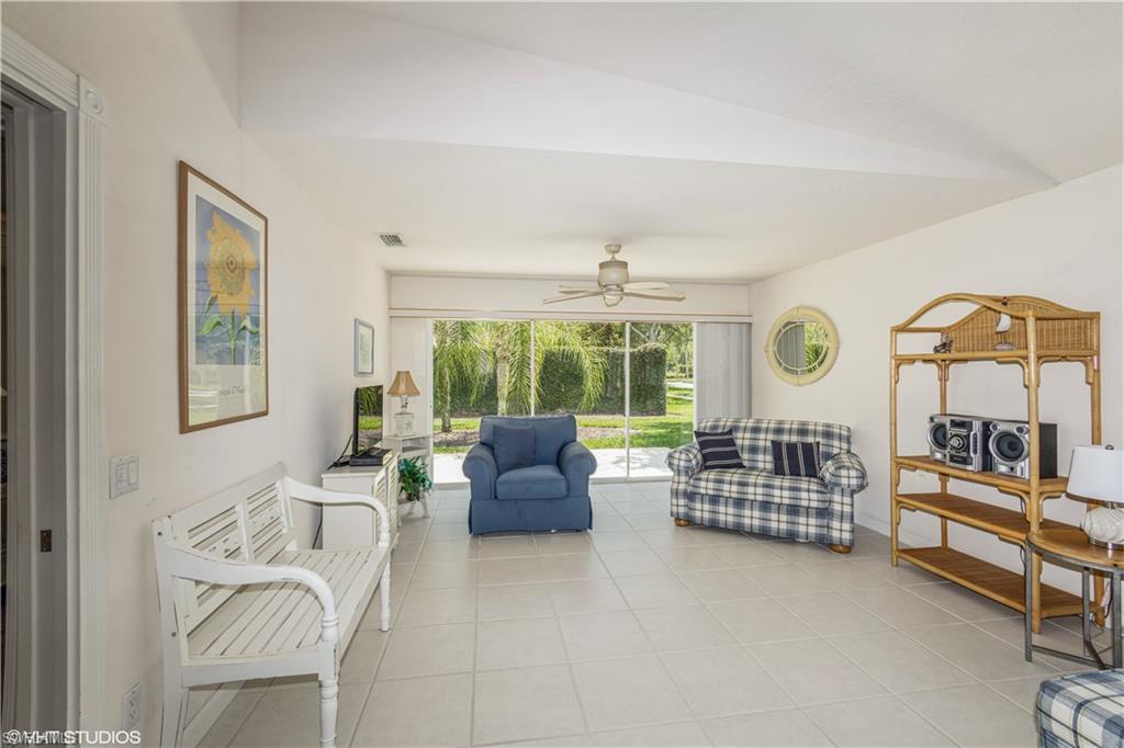 ISLAND WALK - Residential