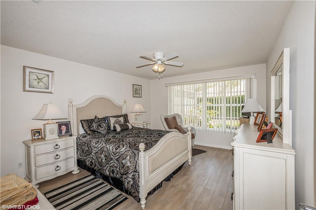 ISLAND WALK - Residential