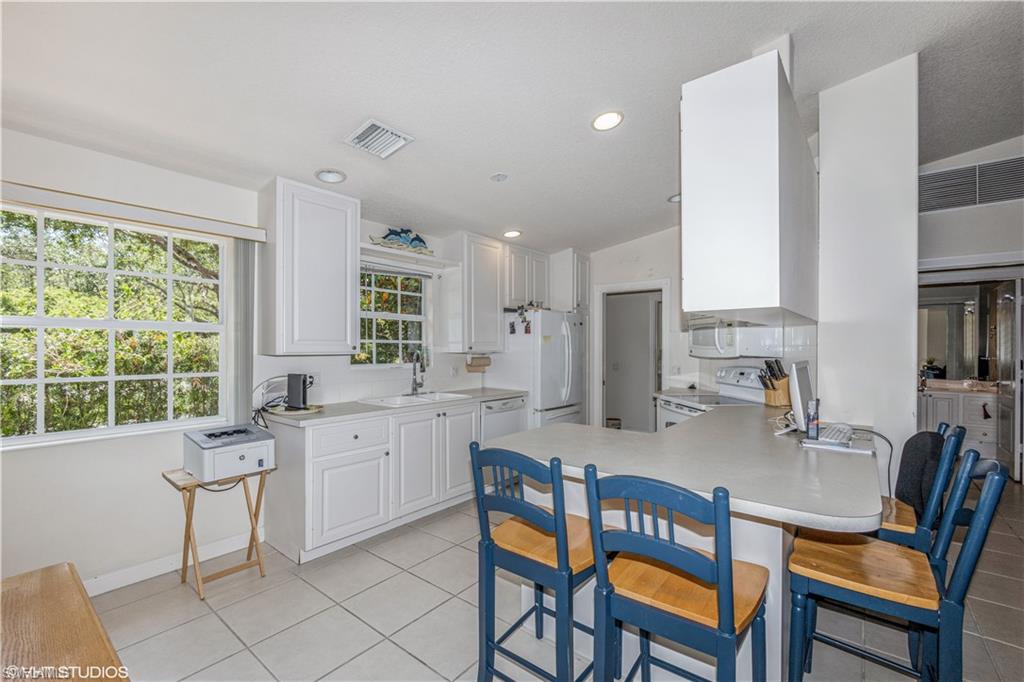 ISLAND WALK - Residential