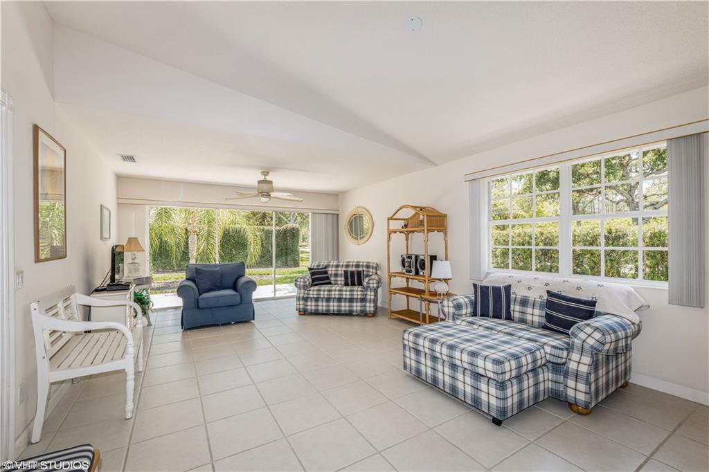 ISLAND WALK - Residential