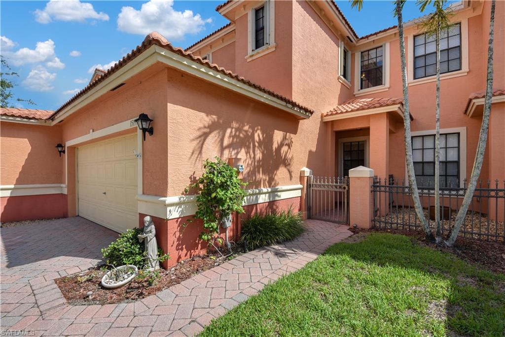 SUMMIT PLACE - Residential