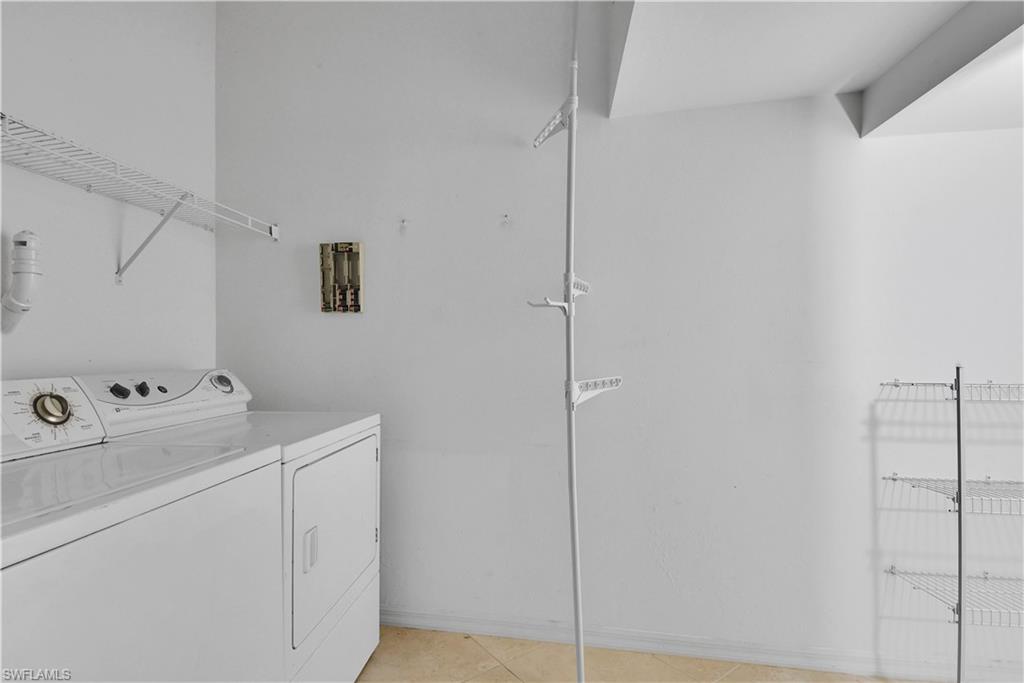 SUMMIT PLACE - Residential