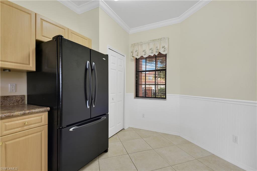 SUMMIT PLACE - Residential