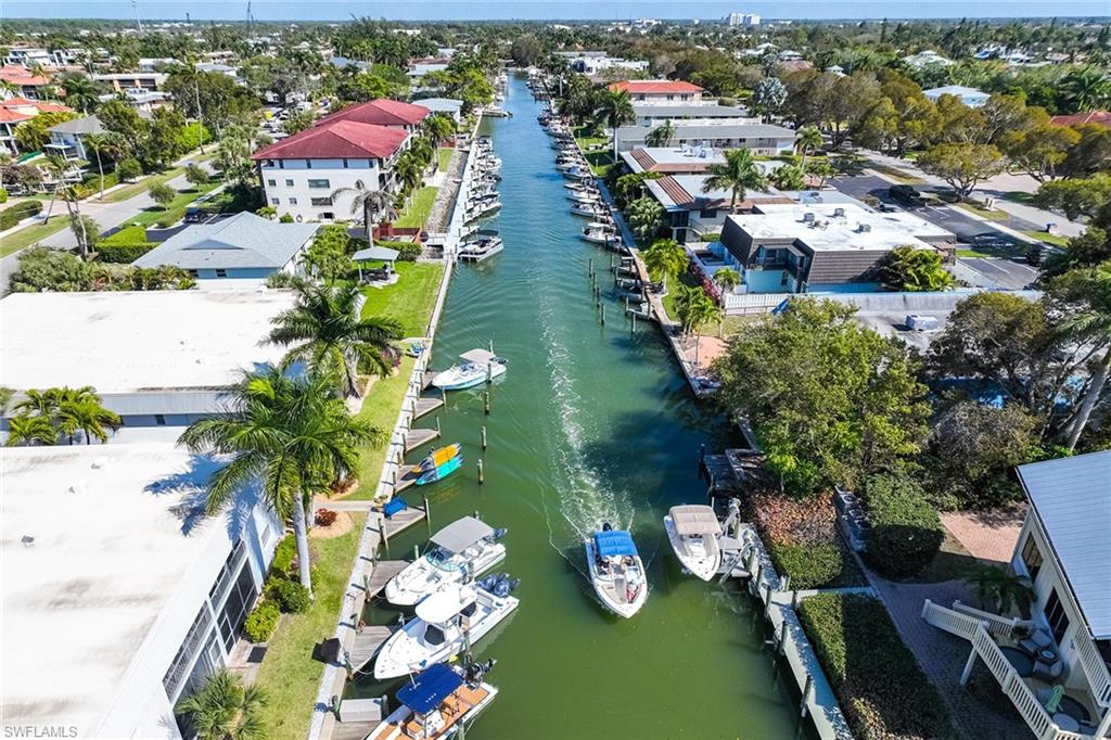 CHESAPEAKE MANOR - Residential