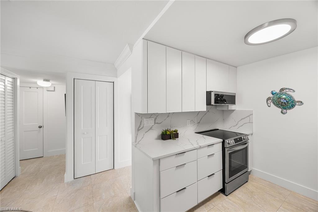 CHESAPEAKE MANOR - Residential