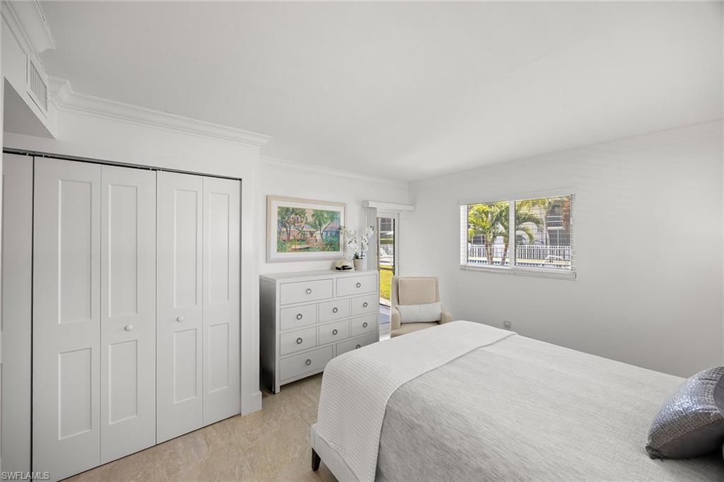 CHESAPEAKE MANOR - Residential