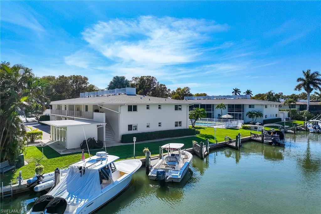 CHESAPEAKE MANOR - Residential