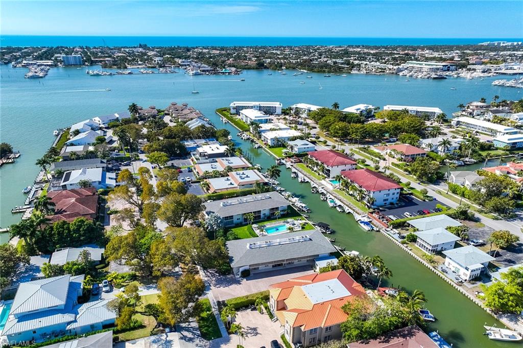 CHESAPEAKE MANOR - Residential