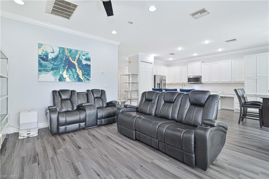 BOTANICA LAKES - Residential