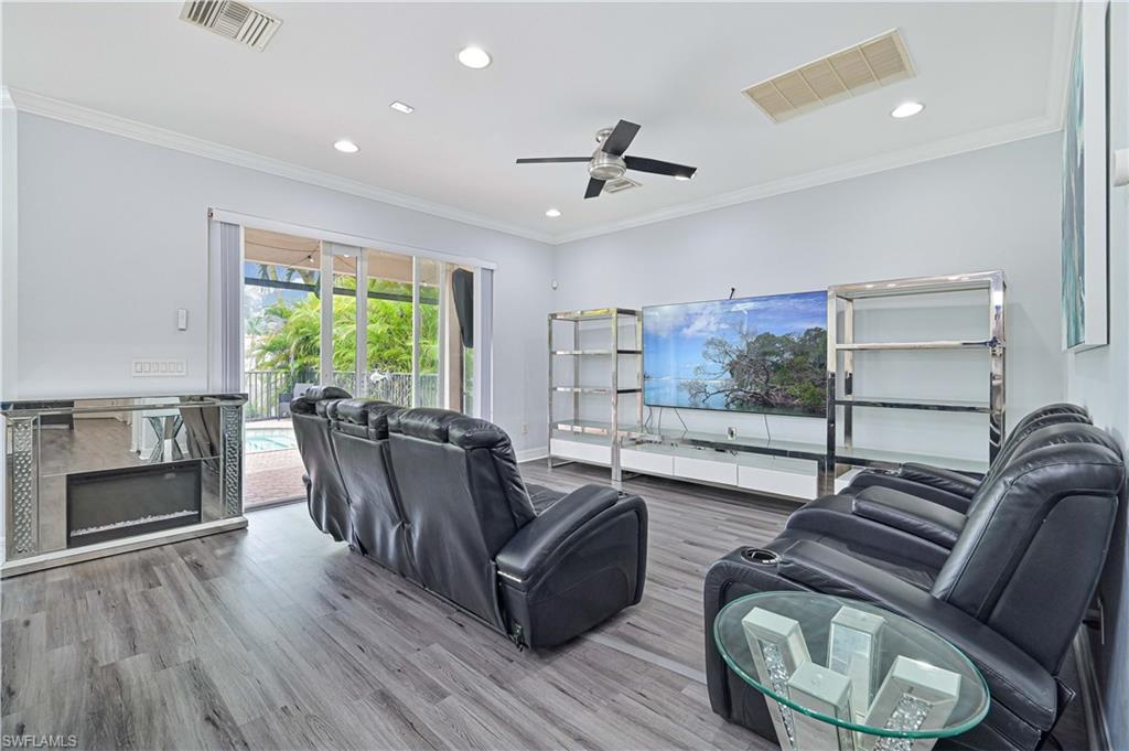 BOTANICA LAKES - Residential