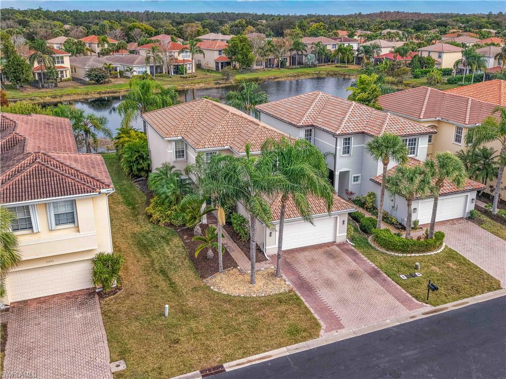 BOTANICA LAKES - Residential