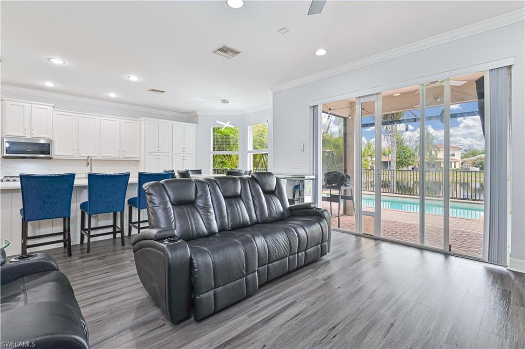 BOTANICA LAKES - Residential