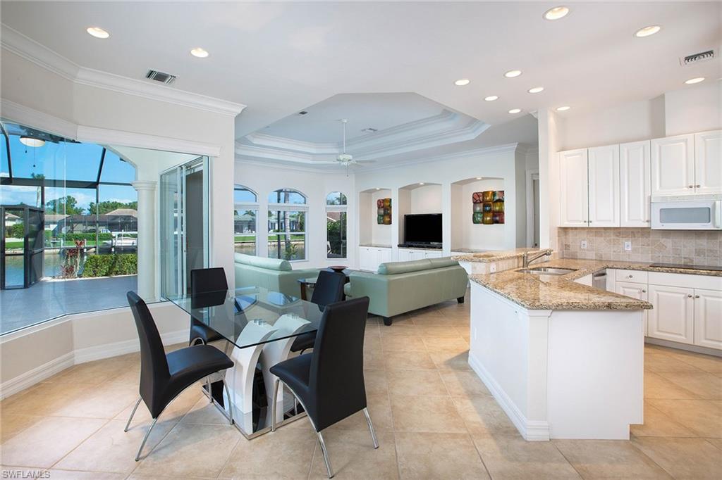 PARK SHORE - Residential