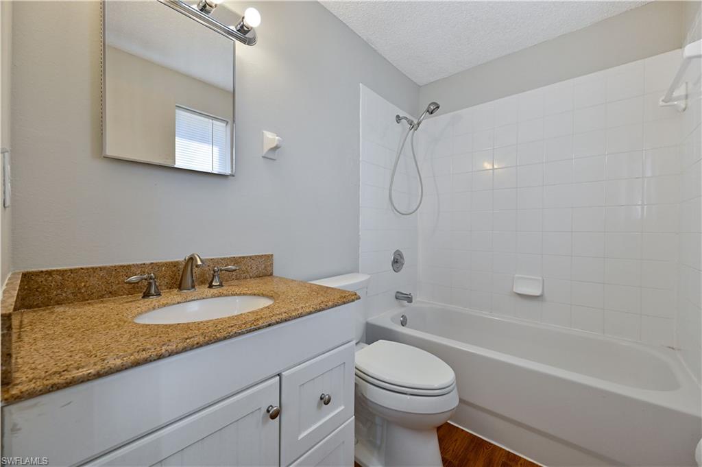 SAN CARLOS PARK - Residential