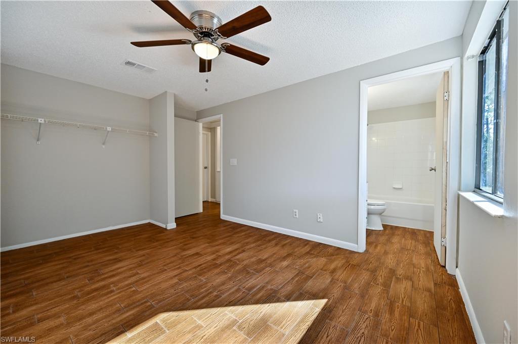 SAN CARLOS PARK - Residential