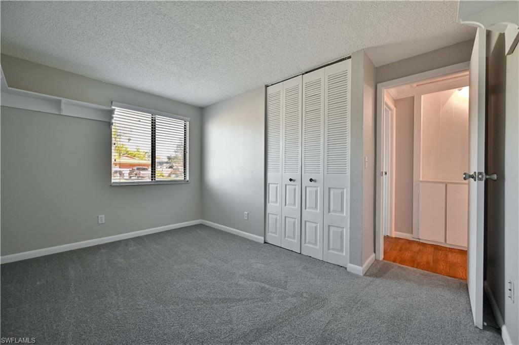 SAN CARLOS PARK - Residential