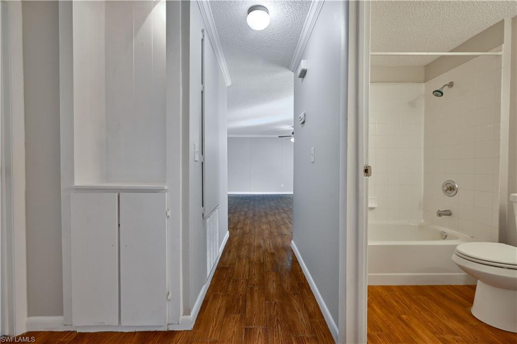 SAN CARLOS PARK - Residential