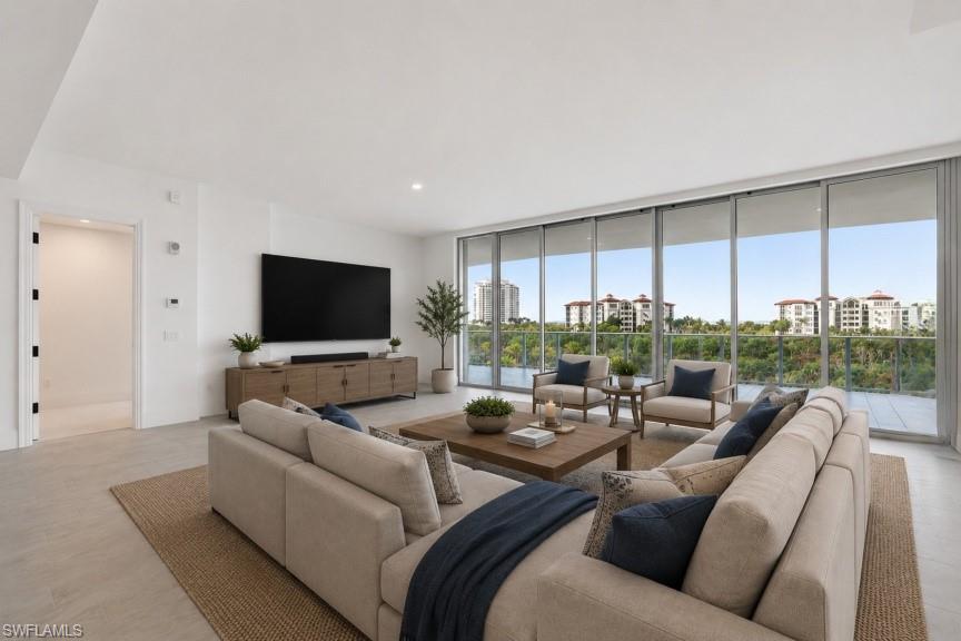 4810 Pelican Colony 403