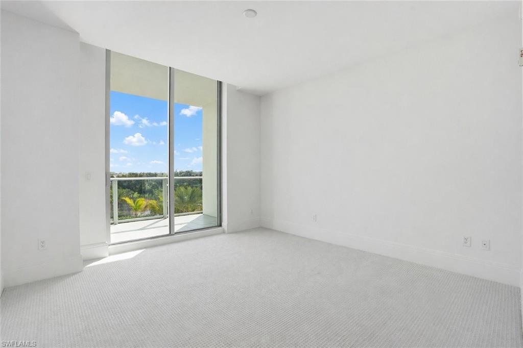 INFINITY AT THE COLONY - Residential