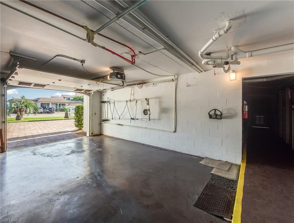 SUNSET SOUTH CONDO - Residential