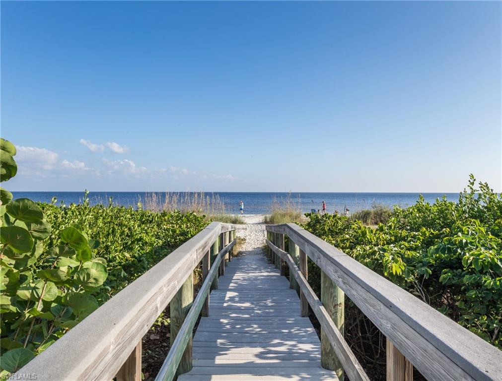 SUNSET SOUTH CONDO - Residential