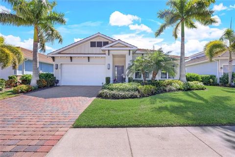 A home in NAPLES