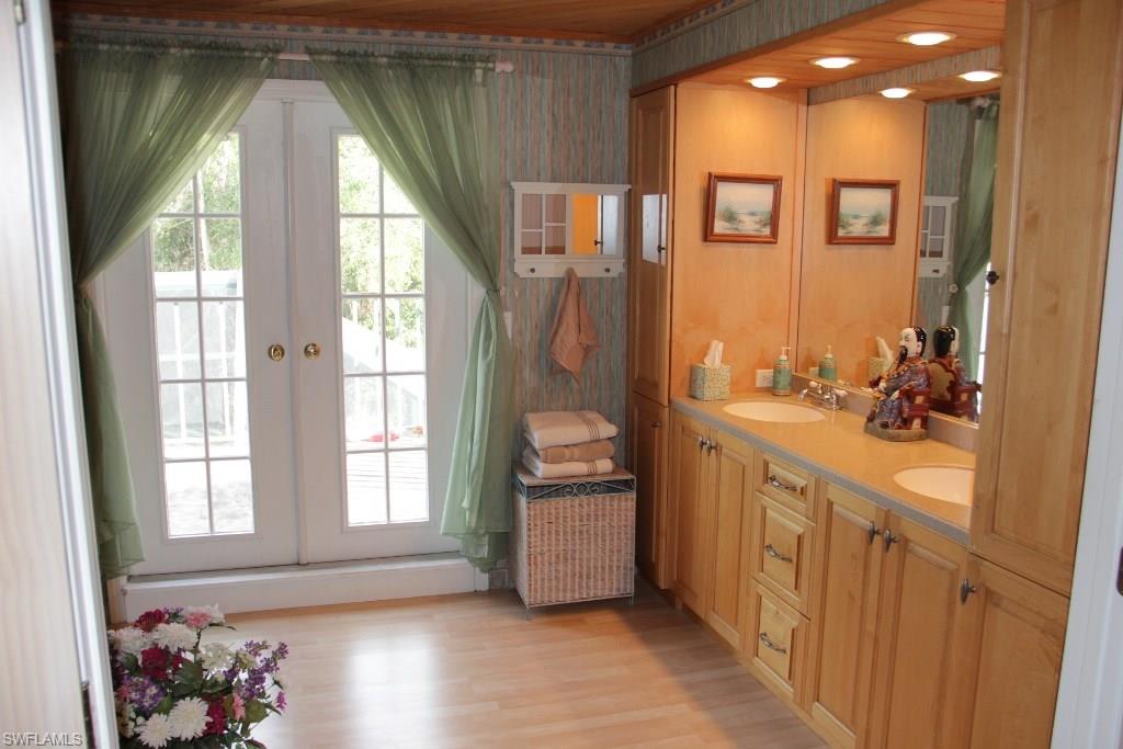 PINE RIDGE - Residential