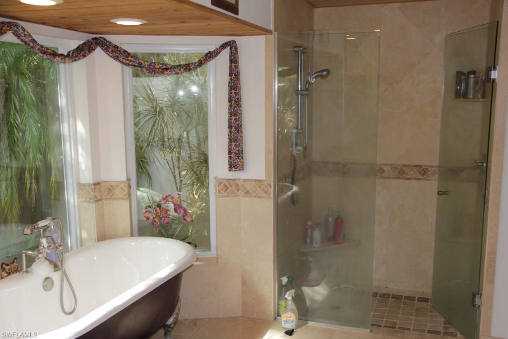 PINE RIDGE - Residential