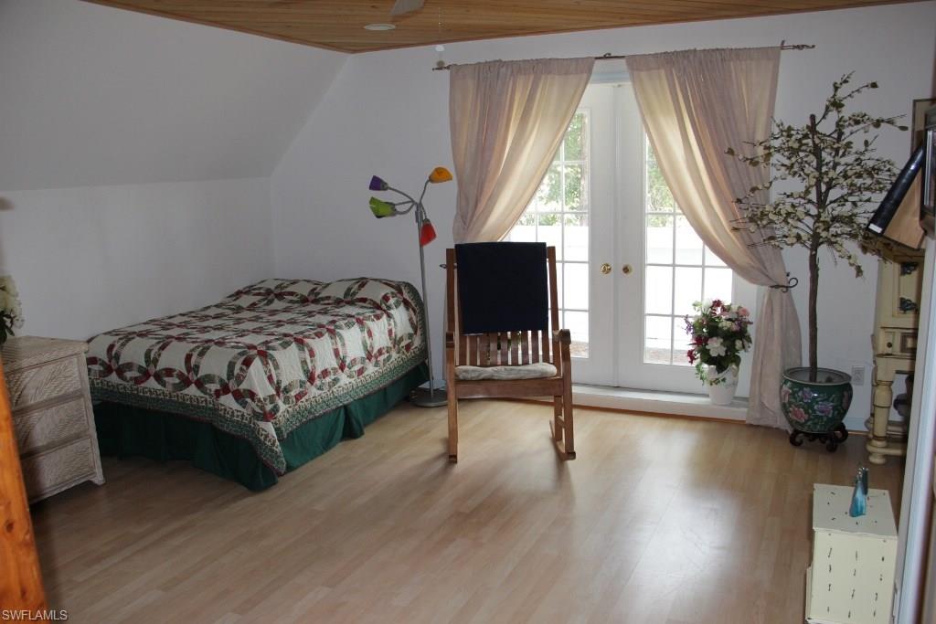 PINE RIDGE - Residential