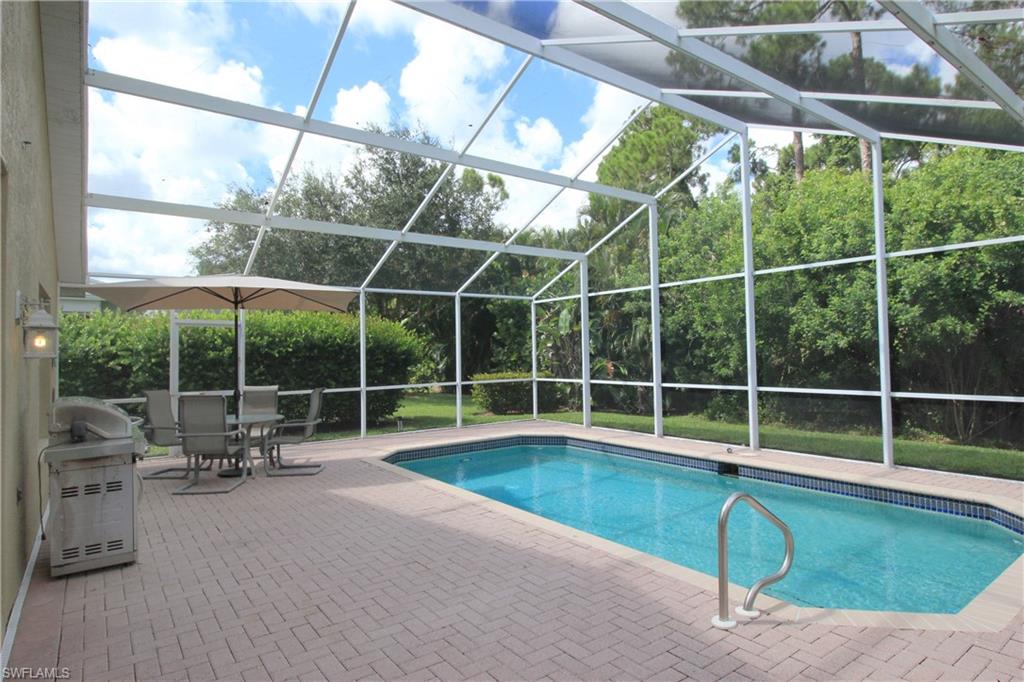 MAPLEWOOD - Residential