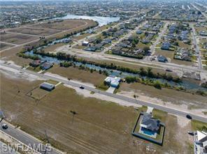 CAPE CORAL - Land