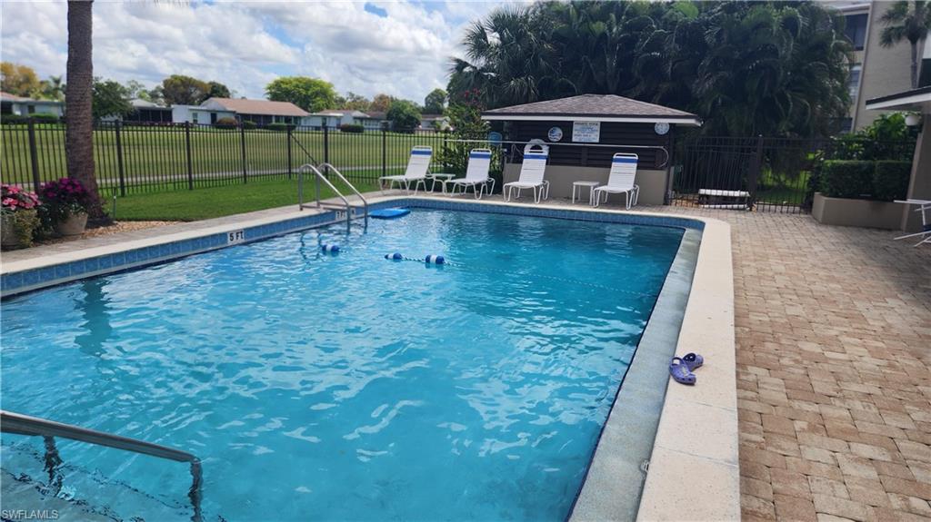 LAKEWOOD - Residential Lease