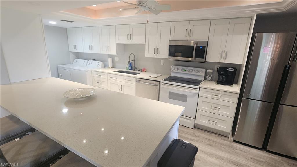 LAKEWOOD - Residential Lease