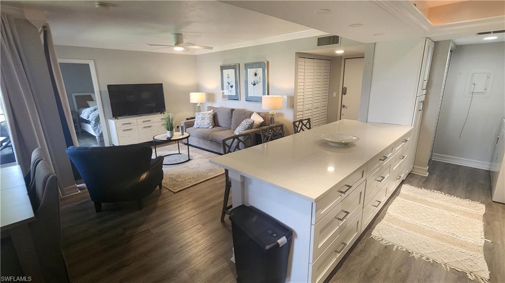 LAKEWOOD - Residential Lease