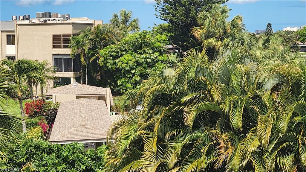 LAKEWOOD - Residential Lease