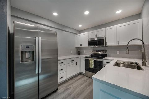 13405 Fox Chapel CT FORT MYERS FL 33919