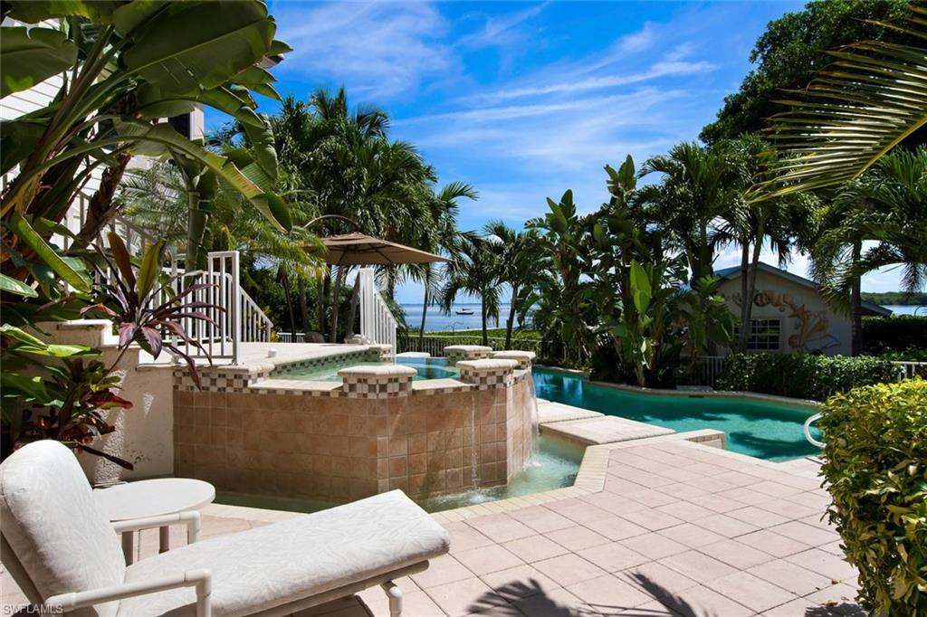 DICKEYS JOHN R SUBD - Residential