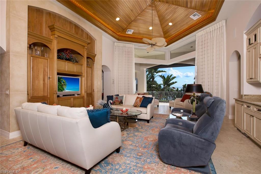 DICKEYS JOHN R SUBD - Residential