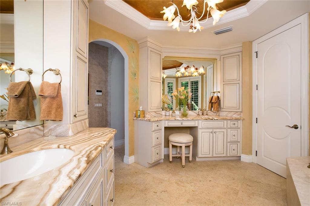 DICKEYS JOHN R SUBD - Residential