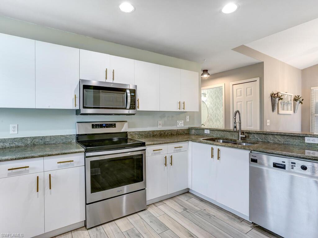 CALOOSA TRACE - Residential